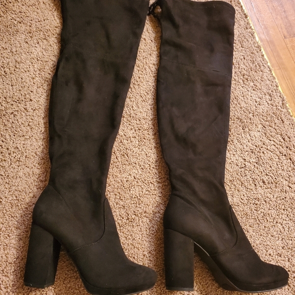 Shoes - Knee High Black Heel Boots